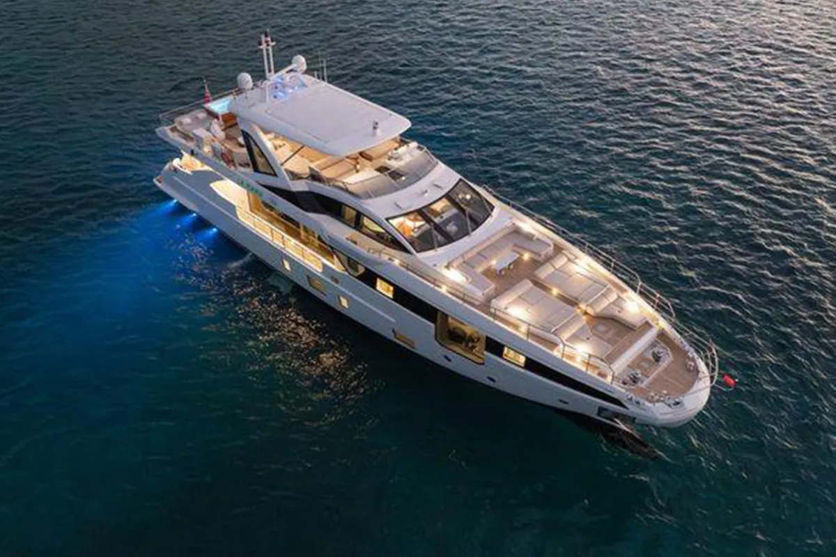 Azimut Grande 32 Metri