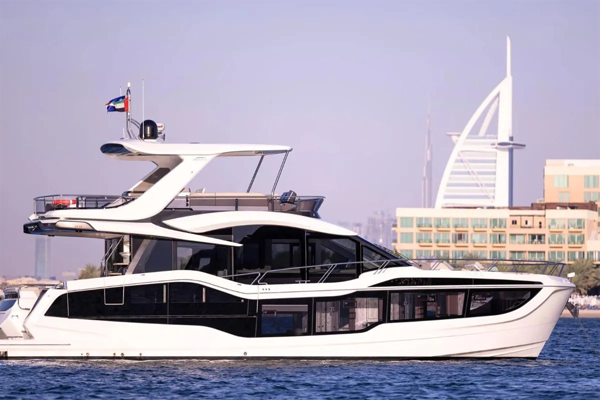 Galeon 560 Fly