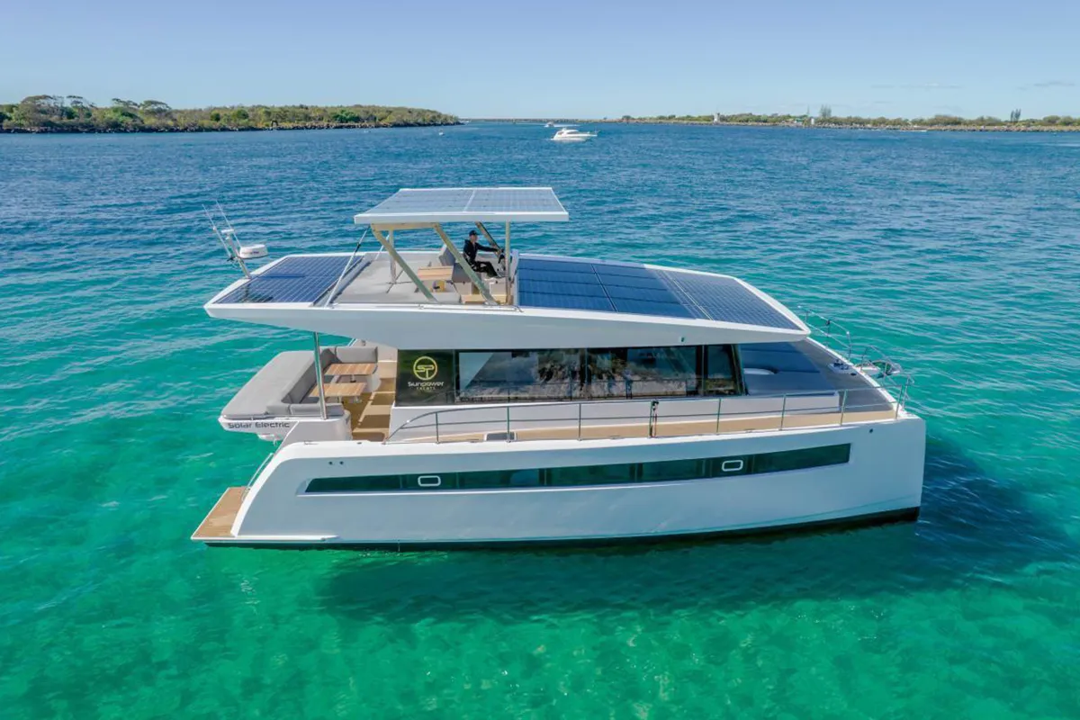 SolarPower E-44 VIP